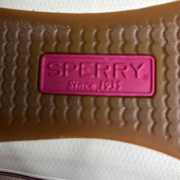 Sperry Woman 9.5 USA , lounge tennis shoes leather lace, sea rose, new with box - Picture 11 of 11